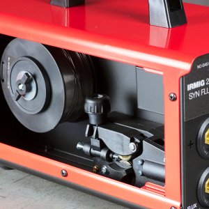 Полуавтомат сварочный FUBAG IRMIG 200 SYN FLUX в Новороссийске фото