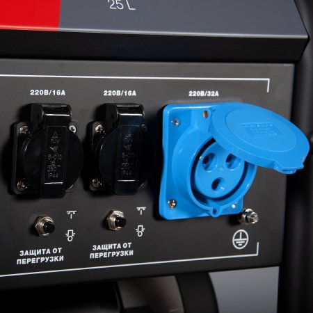 Бензиновый генератор с электростартером и коннектором автоматики FUBAG BS 7500 A ES в Новороссийске фото